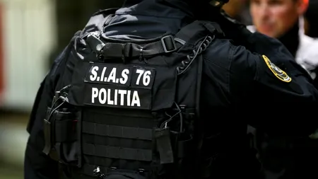 Percheziții la un tânăr din Botoșani, acuzat că a promovat simboluri NAZISTE și mesaje antisemite