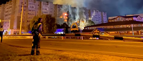 VIDEO | Un avion militar s-a prăbușit în Rusia peste un bloc rezidențial. Cel puțin 13 persoane au murit