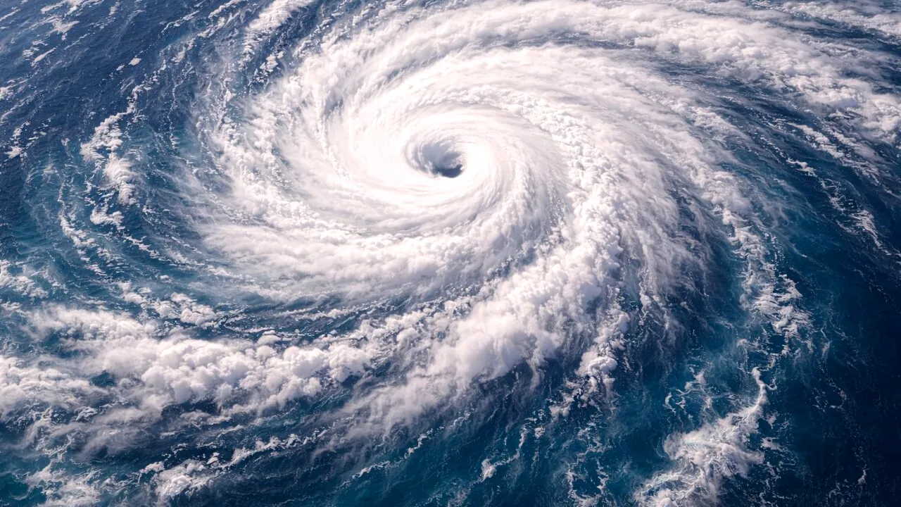 Ciclonul Erminio lovește România, de joi până sâmbătă: ploi, vânt și ninsori în țară. Cele mai afectate zone