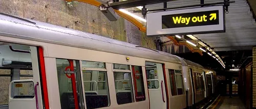 Surpriză uriașă la metroul din Londra. Toți călătorii au scos telefoanele și au început să facă fotografii