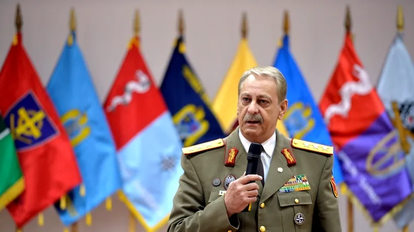 Șeful Statului Major al Forțelor Terestre a fost trecut în rezervă de președintele Traian Băsescu