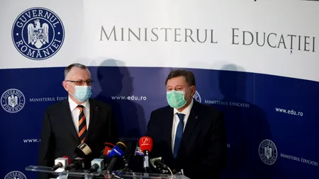 VIDEO. Miniștrii Educației și Sănătății, Sorin Cîmpeanu și Alexandru Rafila, puși în dificultate de o întrebare privind siguranța copiilor la școală după aplicarea noilor reguli epidemiologice