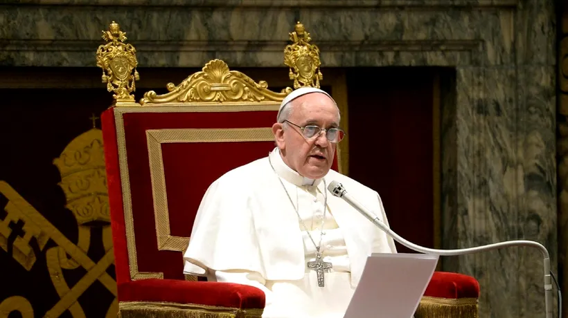 Papa Francisc, despre cuplurile catolice: Nu trebuie să procreeze „ca iepurii