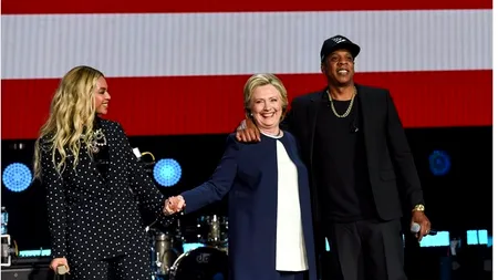 Beyonce, pe scenă pentru Hillary Clinton. Ce le-a cerut fanilor 