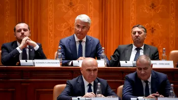 Plenul comun al Parlamentului se reuneşte pentru angajarea răspunderii GUVERNULUI pe primul pachet de măsuri fiscale