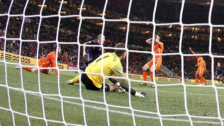 CUPA MONDIALĂ 2018. Cum arată echipa ideală a jucătorilor care vor vedea competiția de acasă sau din tribune