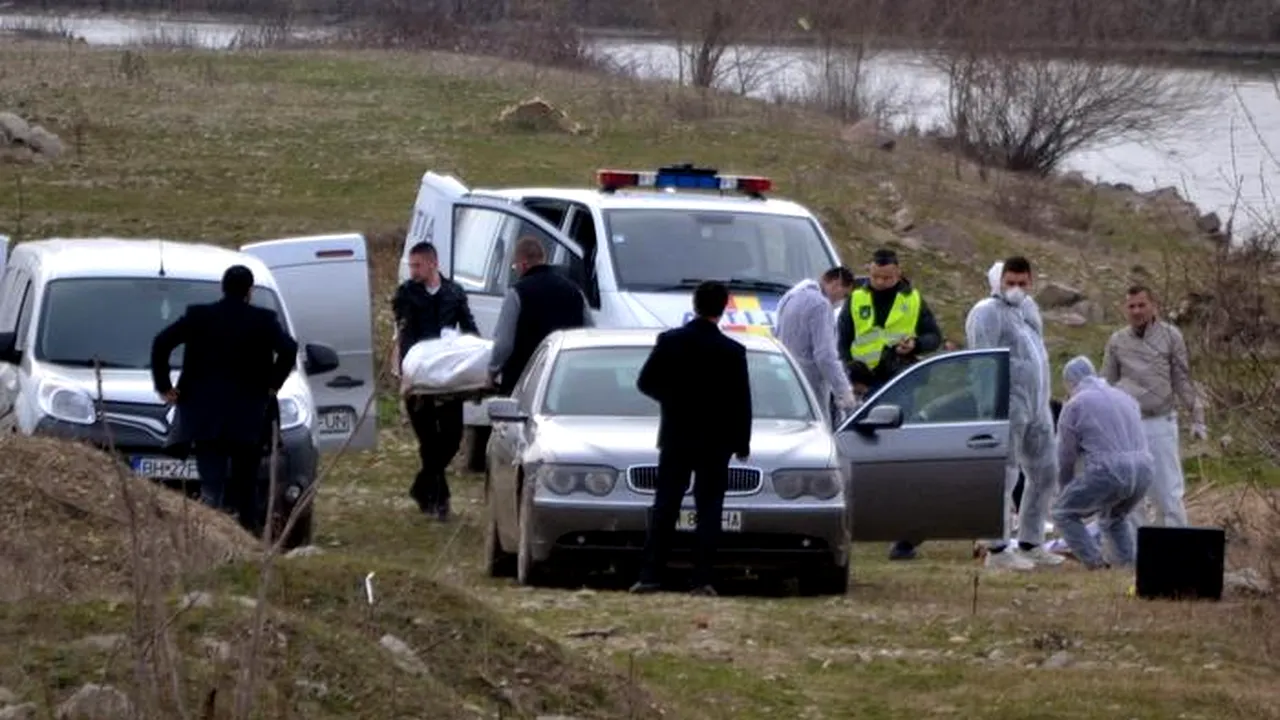 Interlopul care și-a împușcat în cap iubita s-a aruncat de etaj și a murit în timp ce polițiștii încercau să-l prindă