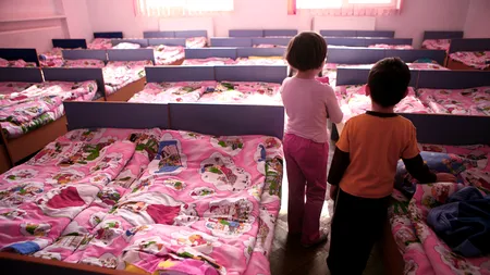 Guvernul amână cupoanele sociale pentru preșcolari din familiile sărace și 500 euro pentru nou-născuți