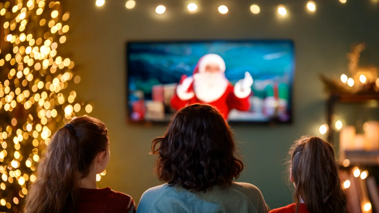 Cele mai îndrăgite filme de Crăciun din toate timpurile, de văzut cu întreaga familie, în decembrie 2025