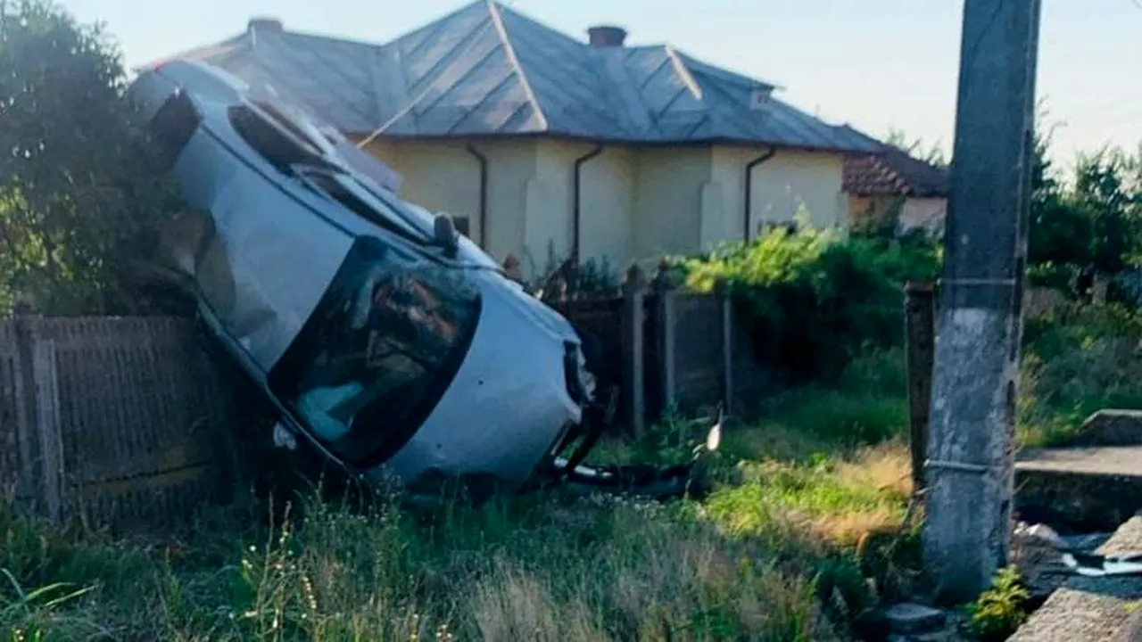 Medic ATI prins băut la volan! Bărbatul s-a răsturnat cu mașina când mergea spre spital