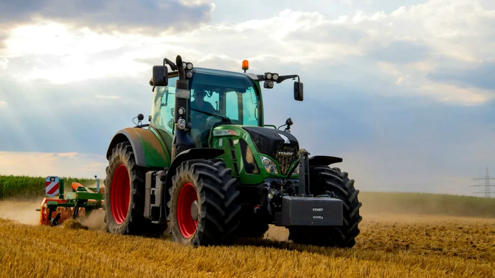 Fermierii pregătesc un protest de amploare împotriva Guvernului Bolojan: ”Dacă nu suntem ascultați, vom fi nevoiți să ne facem auziți”