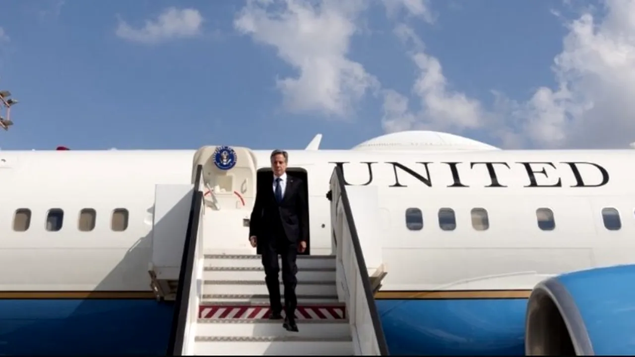 Antony Blinken a făcut pană în Elveția. Avionul secretarului de stat al SUA s-a defectat la Zurich