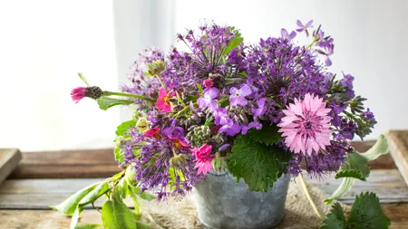 Sărbătoare importantă pe 9 septembrie. Cui spunem ”La mulți ani”