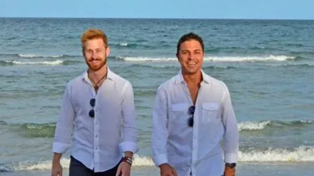 Au demisionat de la companiile la care lucrau și au devenit consultanți în afaceri. Cât câștigă acum 