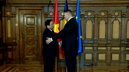 VIDEO | Klaus Iohannis, prima activitate publică, după o lună / Președintele l-a primit în vizită pe premierul Vietnamului