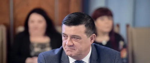 Niculae Bădălău a fost revocat de Parlament din funcția de consilier al Curții de Conturi și vicepreşedinte al Autorităţii de audit. Fostul parlamentar PSD a fost arestat preventiv pentru dare de mită