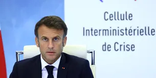 După turbulențe, Macron vine cu răspunsul. Președintele Franței vrea să pedepsească financiar familiile copiilor delincvenți