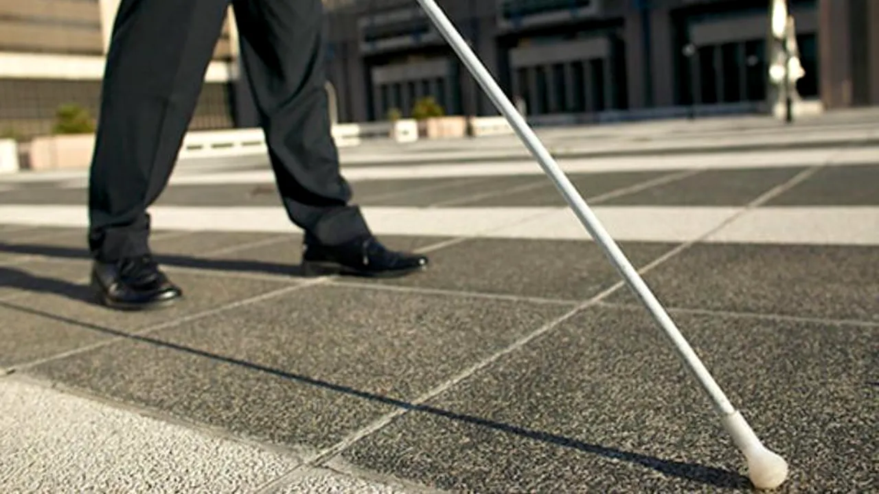 Acesta este primul telefon pentru nevăÂƒzăÂƒtori care a intrat în producție