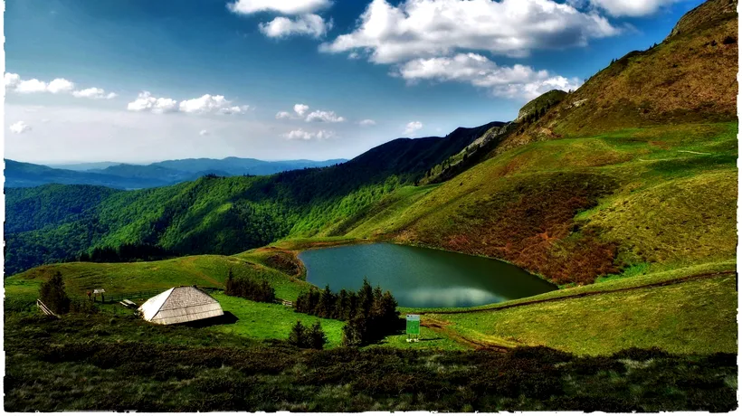 LOCUL din România pe care trebuie să-l vezi neapărat. Este de o frumusețe rară