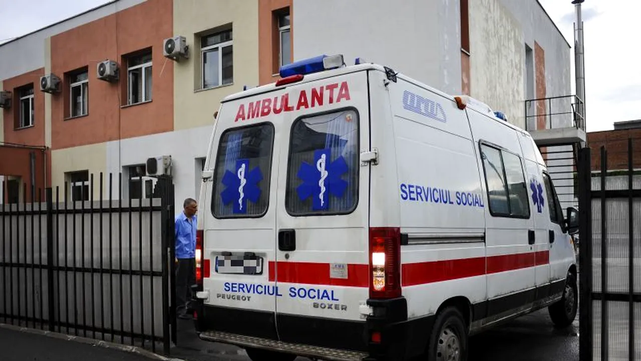 Eleva care ar fi căzut de la etajul unei vile din Bușteni a murit