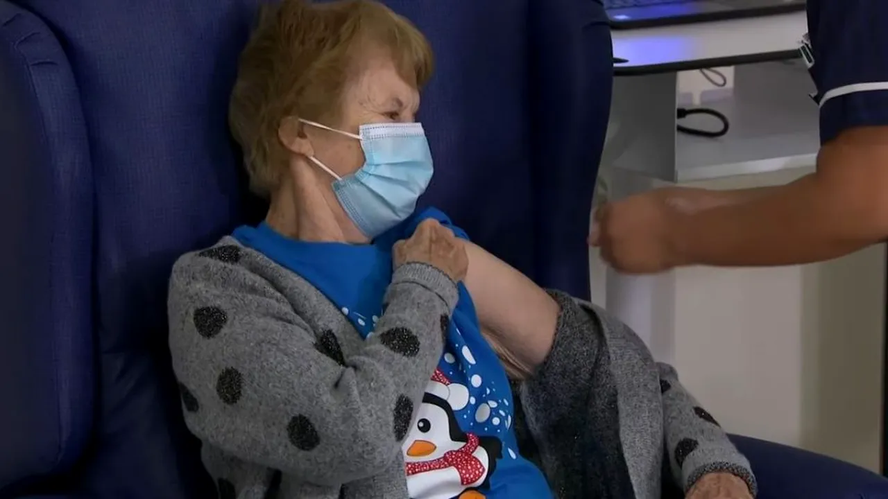 Politician din Italia: Patronii trebuie să-i concedieze pe angajații care refuză vaccinarea împotriva COVID-19!