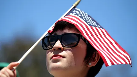 Pe cine ar alege americanii să le compună un nou imn național