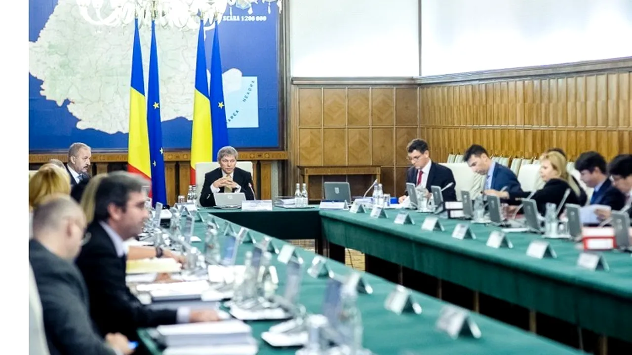 Noi nume din Guvern se vor alătura USR. Pentru cine ar putea candida actualul ministru al Transporturilor


