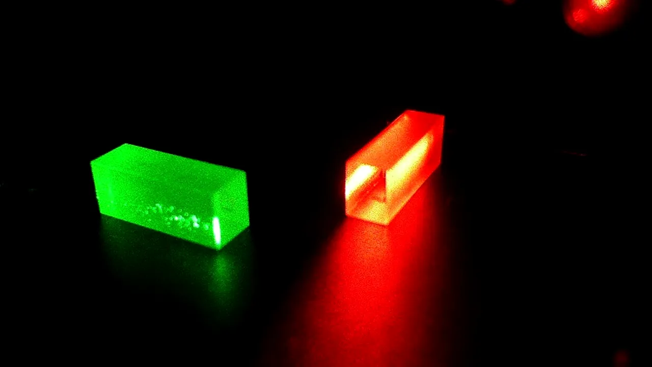 Nou record de teleportare cuantică: distanța uriașă străbătută de fotoni