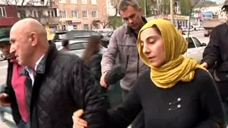 Mama suspecților în atentatul din Boston poate fi arestată în SUA