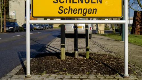Cetățenii AMERICANI vor avea nevoie de VIZE pentru a călători în spațiul Schengen. EXPLICAȚIA Uniunii Europene