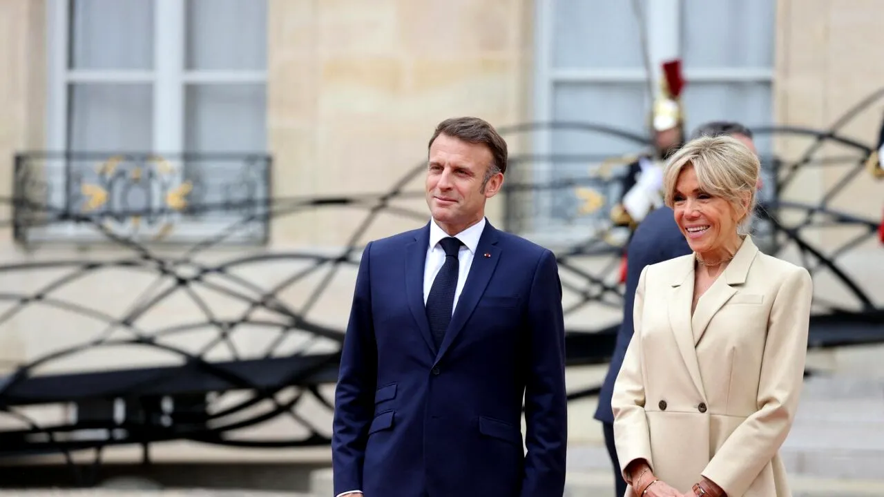 Macron face o vizită la Lisabona pentru a discuta despre „problemele esențiale ” ale securității EUROPENE, în contextul negocierilor din Ucraina