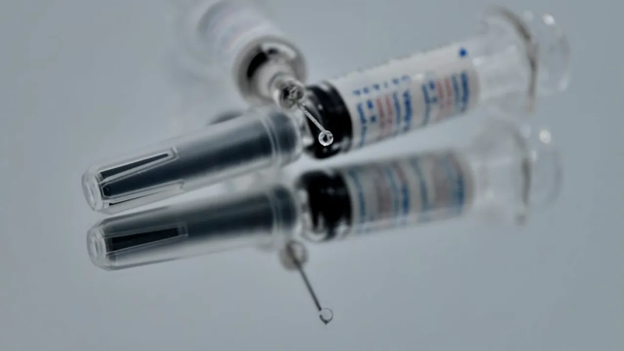 Presupusele efecte ale vaccinului antiCovid asupra ADN-ului uman, un mare fake-news!