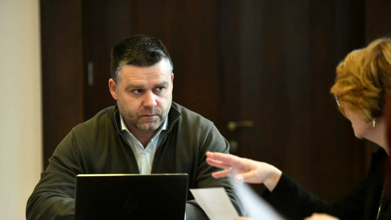 Ciprian Ciucu spune că se concentrează pe salvarea sistemului de termoficare: „Voi cere conducerii ELCEN și Termoenergetica să vină cu explicații clare, dacă soluții nu au”