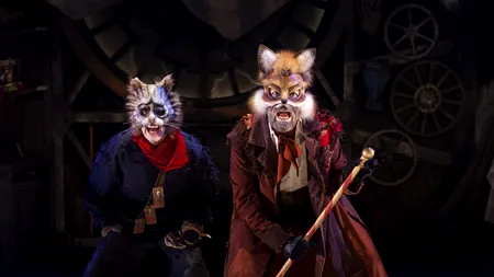 Dragnea, Tudose și Țara Neghiobilor