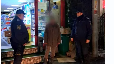 Un tânăr din Mureș dat dispărut în urmă cu 9 ani, găsit pe o stradă din Câmpulung. Gestul EMOȚIONANT al jandarmilor