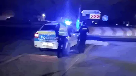 Mai multe persoane au rămas blocate în mașini pe drumurile din Brăila din cauza zăpezii