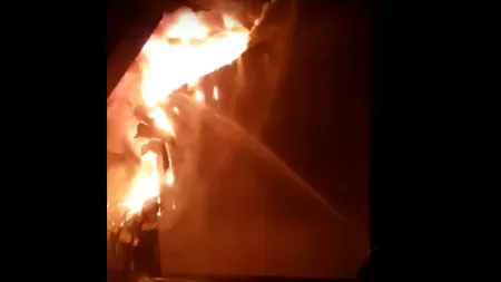 Incendiu uriaș la o fabrică din Topoloveni a unui celebru om de afaceri libanez. VIDEO