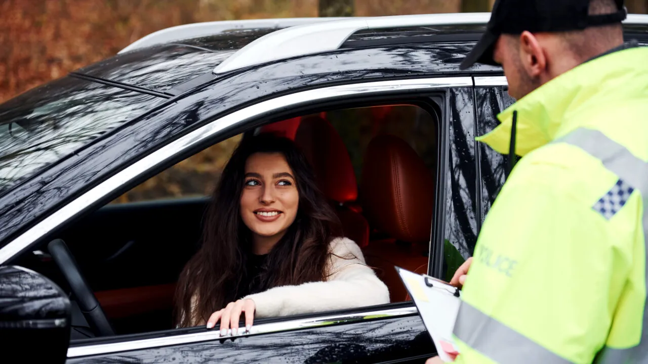 Cod Rutier 2025. AMENZI mai mari pentru șoferii ai căror pasageri nu poartă centura