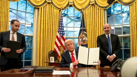 Trump este pregătit să pună capăt războiului cu Iranul fără un acord nuclear dacă strâmtoarea Ormuz se redeschide