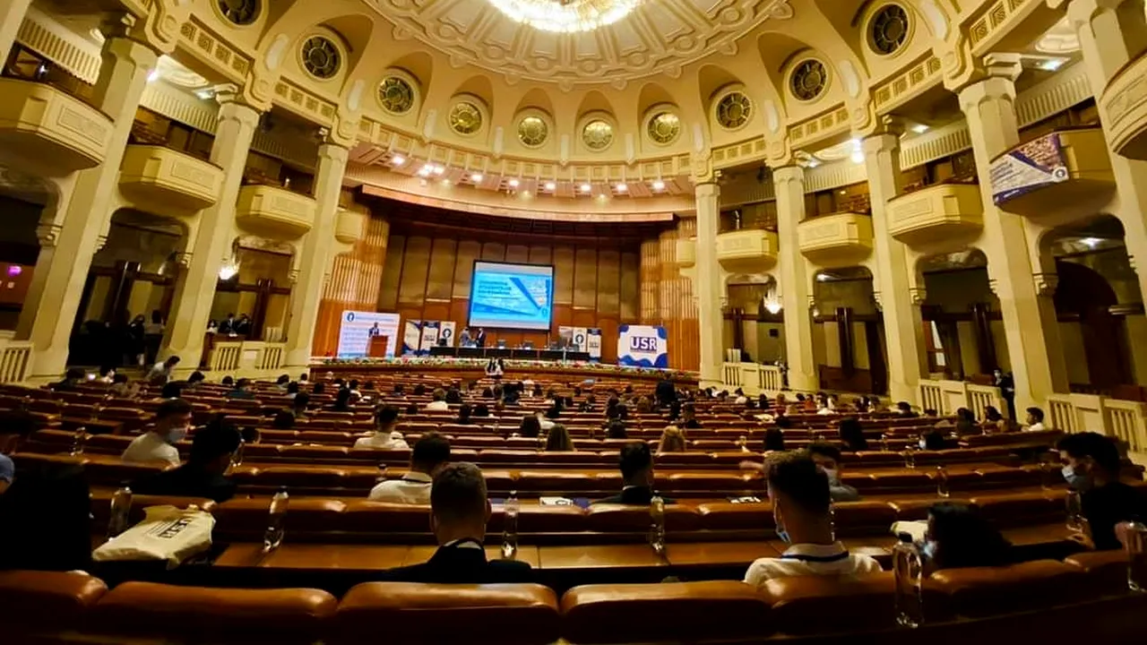Studenții din România își propun să combată exodul de inteligență. Agenda și invitații Congresului organizației