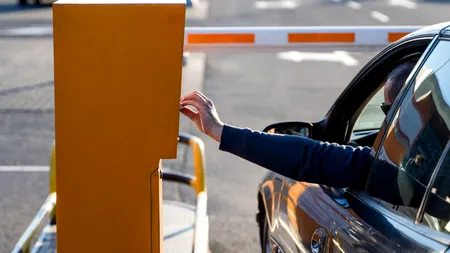 Taxa de parcare la Luna Park a fost redusă. Cât te costă să parchezi mașina pentru 3 ore
