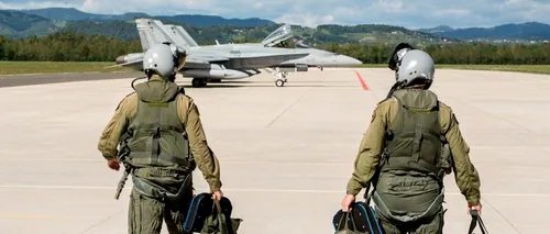 Forțele armate canadiene încep misiunea NATO de poliție aeriană în România