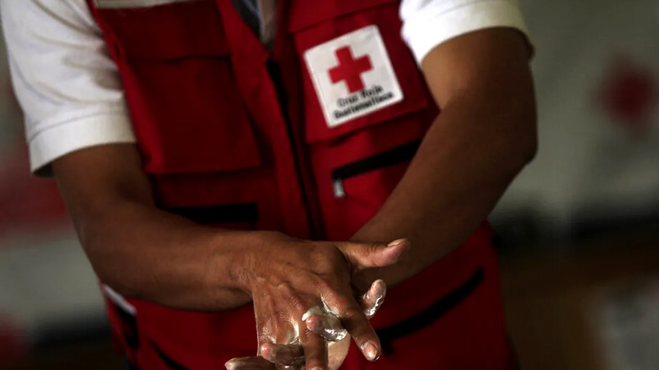 Philip Morris România donează un milion de dolari pentru Crucea Roșie