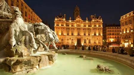 Destinații INTELIGENTE. Care sunt CAPITALELE europene ale turismului SMART pentru 2019