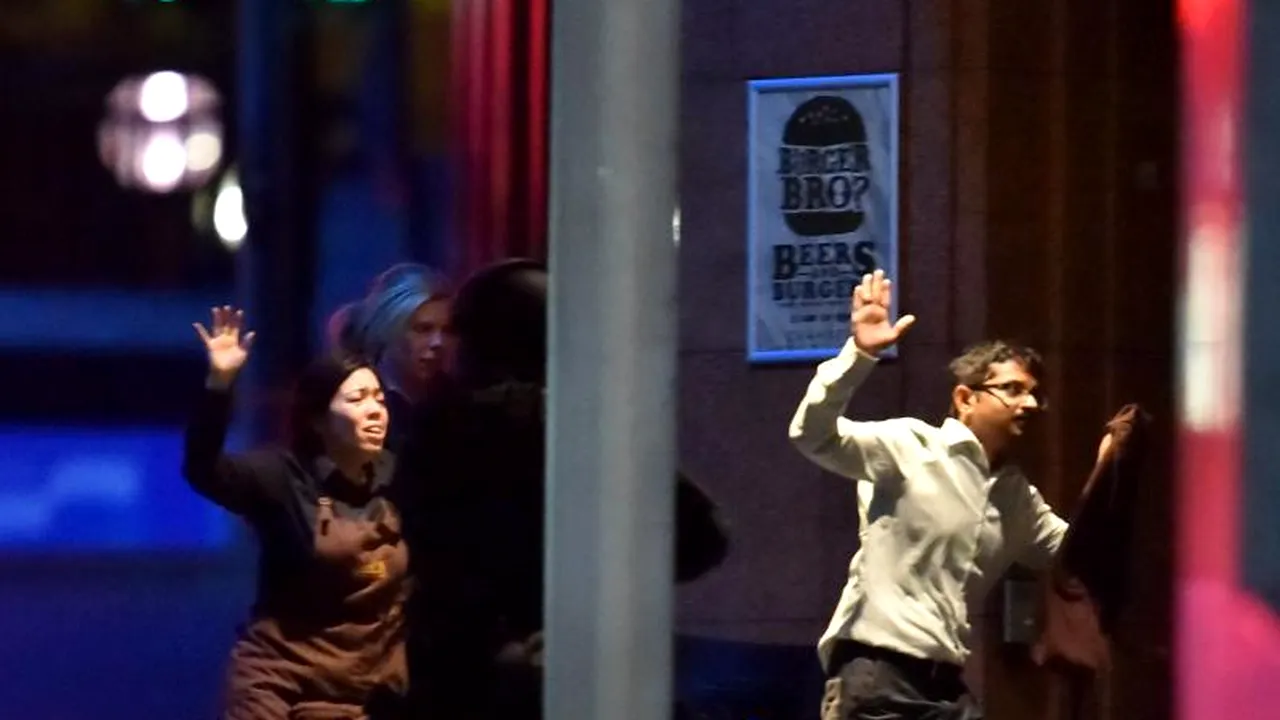Autorul luării de ostatici din Sydney ar fi suferit de instabilitate mentală. „Era obsedat de extremism