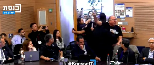 SCANDAL în parlamentul Israelului. Rudele ostaticilor au dat buzna în Knesset: „Nu veţi sta aici în timp ce ei mor acolo”