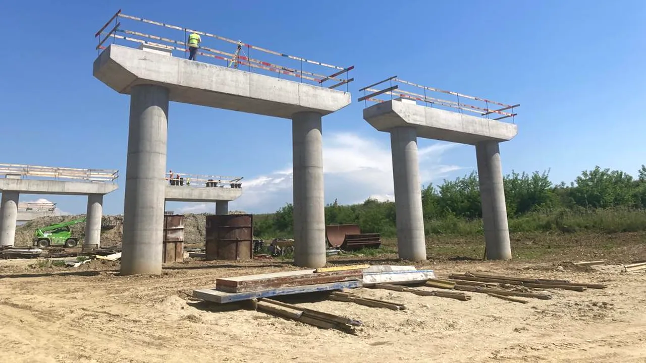 FOTO | Cum arată acum Autostrada Pitești- Sibiu. Lucrările la Lotul 5, Pitești – Curtea de Argeș, sunt în grafic