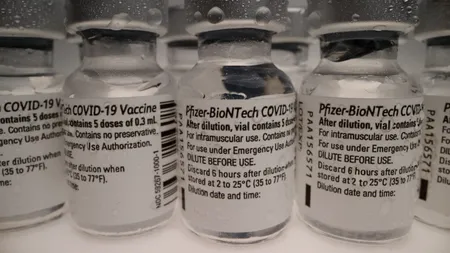 Cea mai mare tranșă de vaccin Pfizer ajunge luni în România: Cum vor fi repartizate cele peste 500.000 de doze