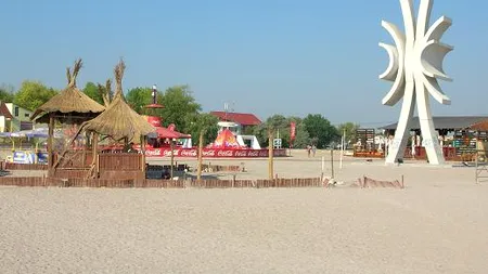 Un bărbat dintr-o localitate în carantină a plecat la mare. Ce au decis oamenii legii