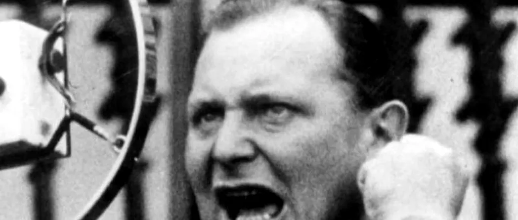 Uniforma comandantului nazist Hermann Göring, vândută la licitație